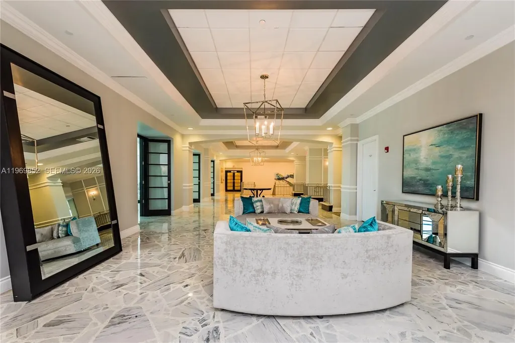 2501 S Ocean Drive Hollywood FL 33019