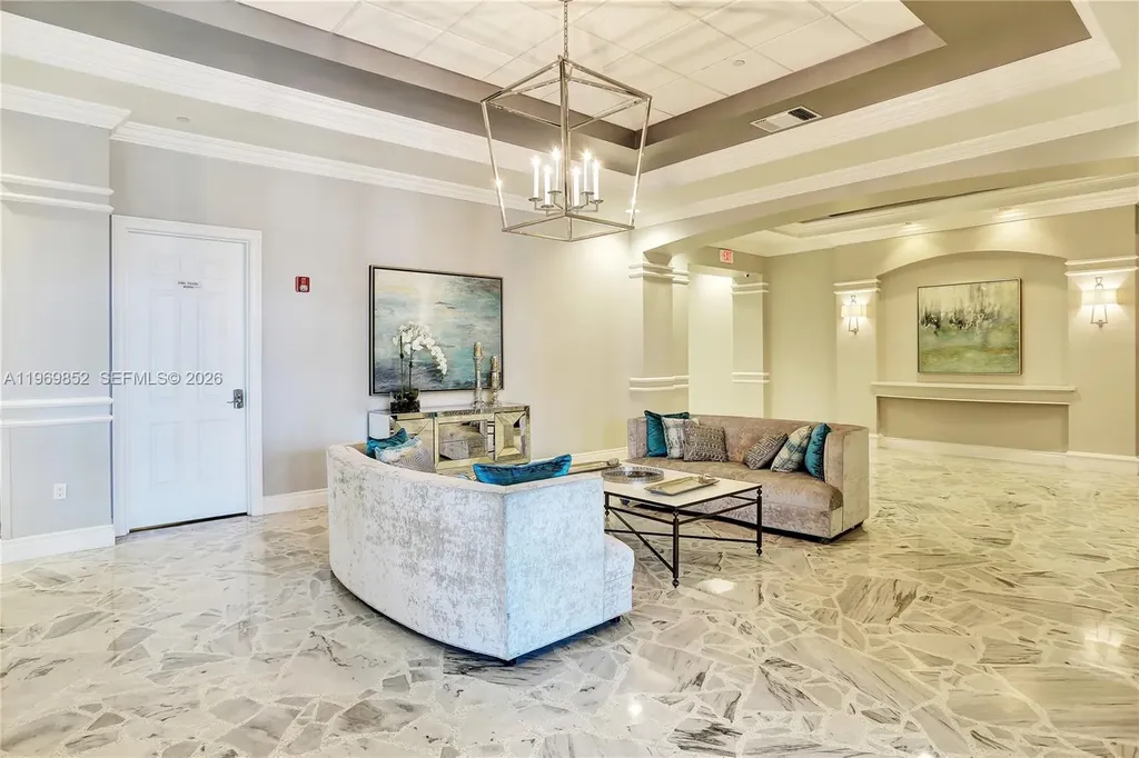 2501 S Ocean Drive Hollywood FL 33019