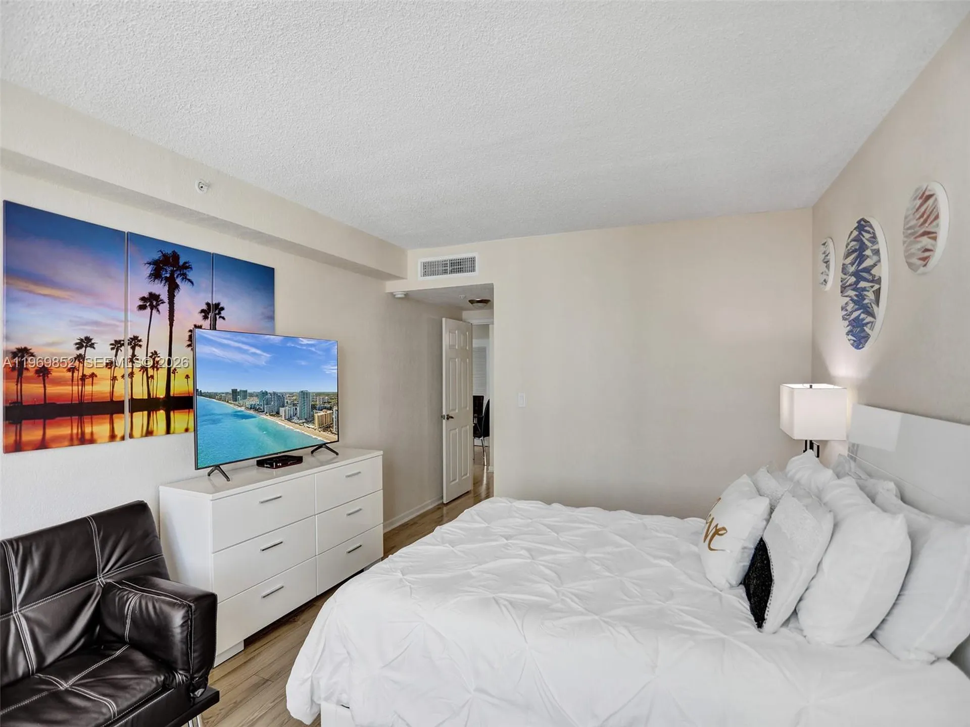 2501 S Ocean Drive Hollywood FL 33019
