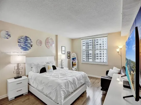 2501 S Ocean Drive Hollywood FL 33019