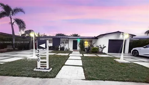 300 NW 77th Way Pembroke Pines FL 33024