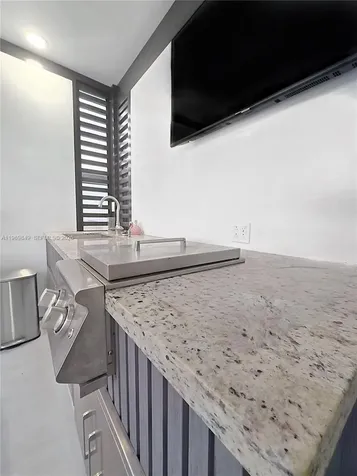 300 NW 77th Way Pembroke Pines FL 33024