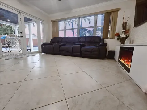 300 NW 77th Way Pembroke Pines FL 33024