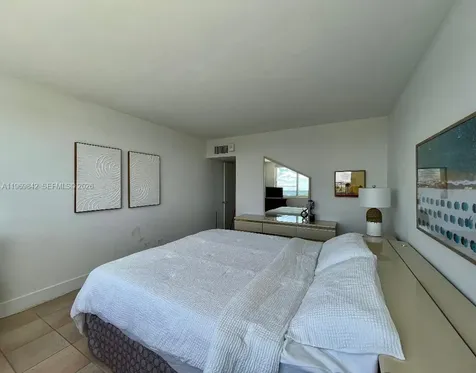 5005 Collins Avenue Miami Beach FL 33140