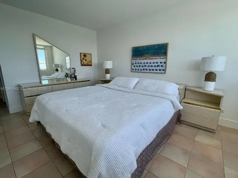 5005 Collins Avenue Miami Beach FL 33140