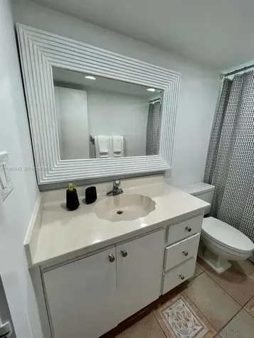 5005 Collins Avenue Miami Beach FL 33140