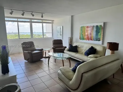 5005 Collins Avenue Miami Beach FL 33140