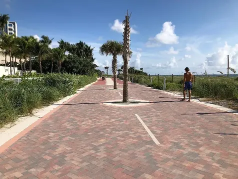 5005 Collins Avenue Miami Beach FL 33140