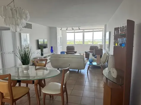 5005 Collins Avenue Miami Beach FL 33140