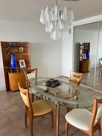 5005 Collins Avenue Miami Beach FL 33140