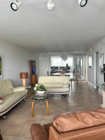 5005 Collins Avenue Miami Beach FL 33140