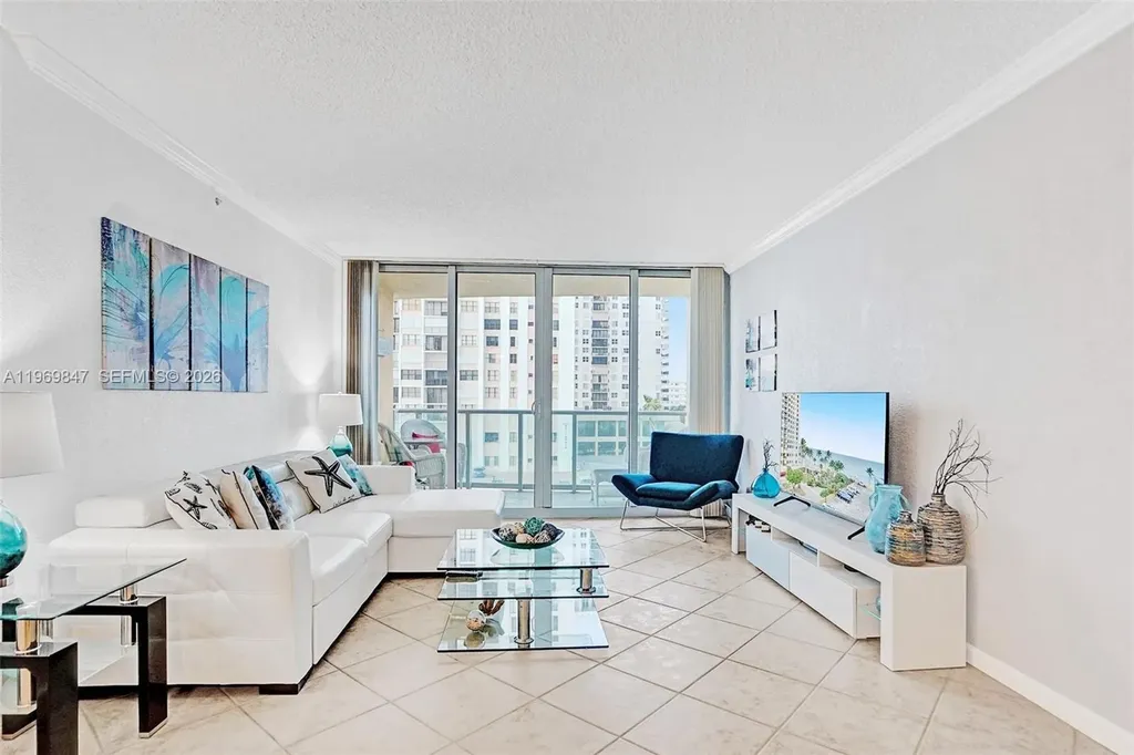 2501 S Ocean Drive Hollywood FL 33019