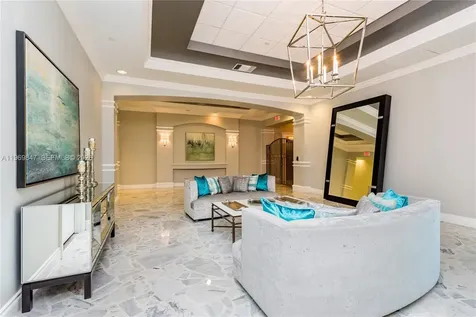 2501 S Ocean Drive Hollywood FL 33019
