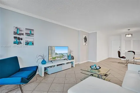 2501 S Ocean Drive Hollywood FL 33019