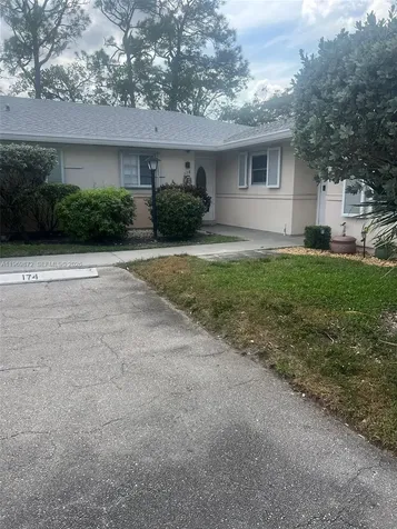 176 Cape Cod Circle Lake Worth FL 33467
