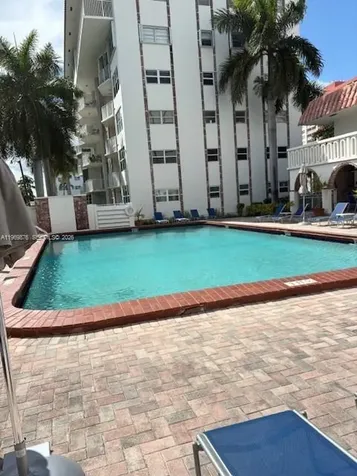 3181 S Ocean Drive Hallandale Beach FL 33009