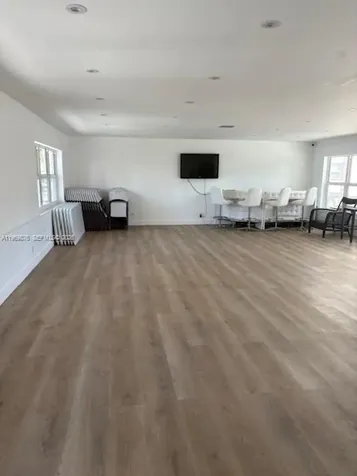 3181 S Ocean Drive Hallandale Beach FL 33009