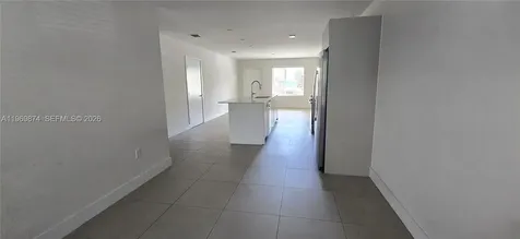 2535 NE 193rd Street Miami FL 33180