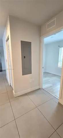 2535 NE 193rd Street Miami FL 33180