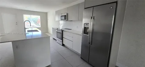 2535 NE 193rd Street Miami FL 33180