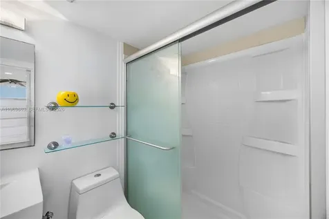 16570 NE 26th Avenue North Miami Beach FL 33160