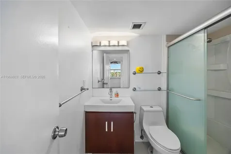 16570 NE 26th Avenue North Miami Beach FL 33160
