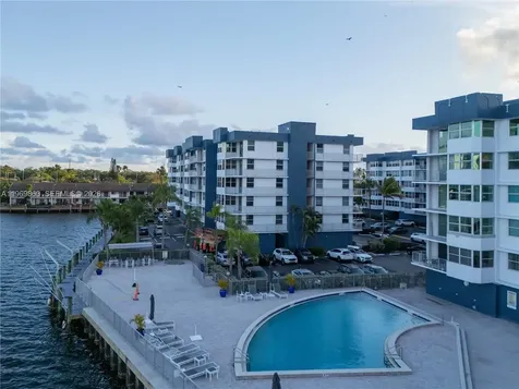16570 NE 26th Avenue North Miami Beach FL 33160