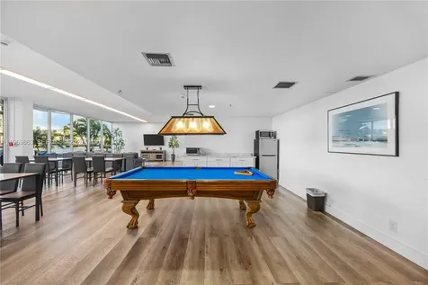 16570 NE 26th Avenue North Miami Beach FL 33160