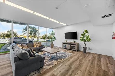 16570 NE 26th Avenue North Miami Beach FL 33160