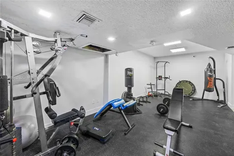 16570 NE 26th Avenue North Miami Beach FL 33160
