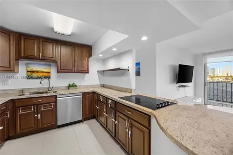 16570 NE 26th Avenue North Miami Beach FL 33160