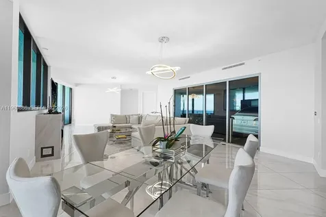 18555 Collins Avenue Aventura FL 33160