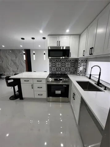 17021 N Bay Road Sunny Isles Beach FL 33160