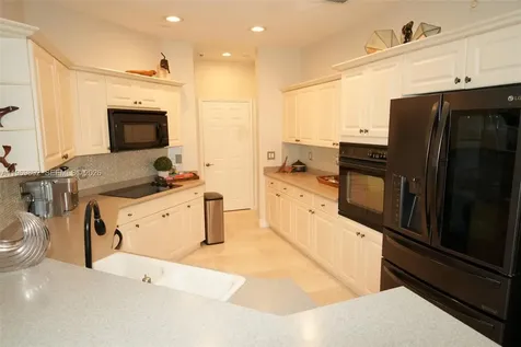 2706 Kinsington Circle Weston FL 33332