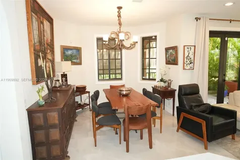 2706 Kinsington Circle Weston FL 33332