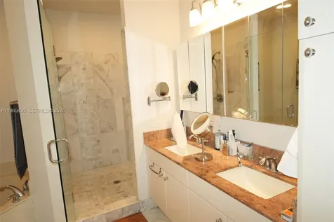 2706 Kinsington Circle Weston FL 33332