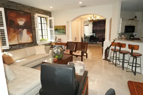 2706 Kinsington Circle Weston FL 33332