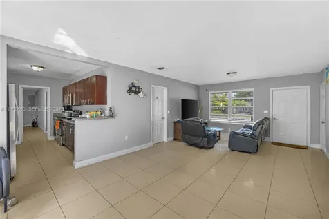 300 NW 39th Street Deerfield Beach FL 33064