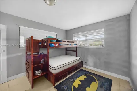 300 NW 39th Street Deerfield Beach FL 33064