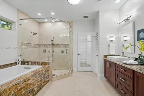 5186 Tallowood Way Naples FL 34116