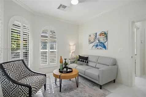5186 Tallowood Way Naples FL 34116