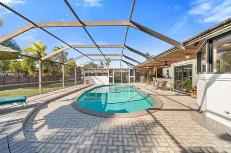 17242 SW 88th Avenue Palmetto Bay FL 33157