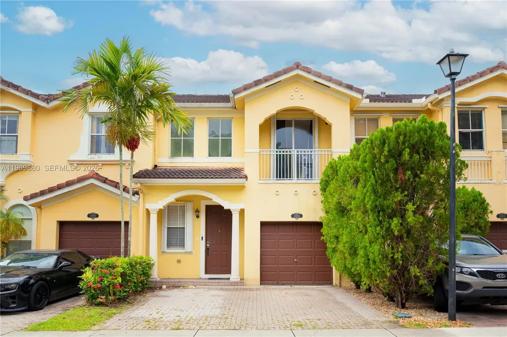 14964 SW 8 Lane Miami FL 33194