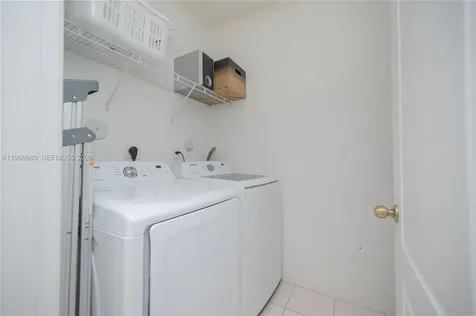 14964 SW 8 Lane Miami FL 33194