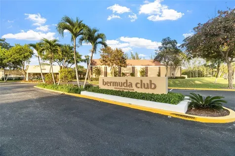 5851 NW 62nd Avenue Tamarac FL 33319