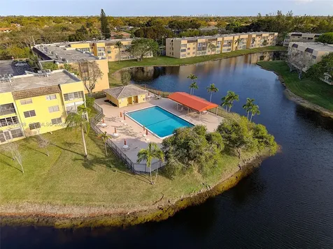 5851 NW 62nd Avenue Tamarac FL 33319