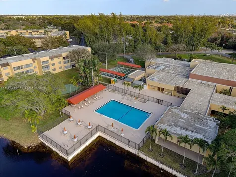 5851 NW 62nd Avenue Tamarac FL 33319