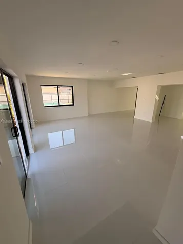 935 SW 72nd Avenue Miami FL 33144
