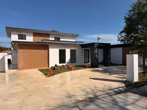 935 SW 72nd Avenue Miami FL 33144