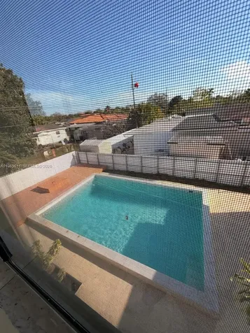 935 SW 72nd Avenue Miami FL 33144